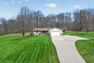 7045 17 Mile Rd NE, Cedar Springs, MI 49319 - Photo 4