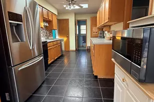 1413 Laurabelle Dr, Battle Creek, MI 49017 - Photo 8