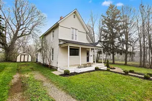 176 W Fountain St, Battle Creek, MI 49037 - Photo 2