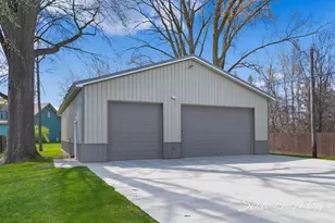 604 N Shore Dr, Crystal, MI 48818 - Photo 36