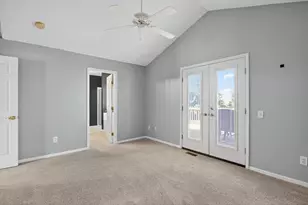 11437 Saddlebrook Cir, Pinckney, MI 48169 - Photo 18