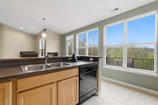 3201 Asher Rd, Ann Arbor, MI 48104 - Photo 10