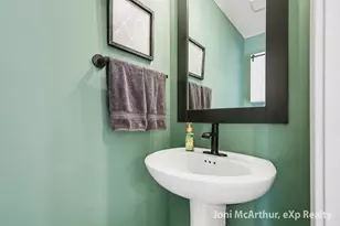 6652 S South Square Ln NE, Rockford, MI 49341 - Photo 8