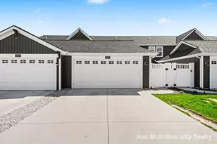 6652 S South Square Ln NE, Rockford, MI 49341 - Photo 26