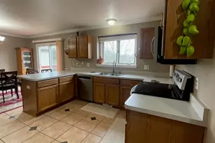 808 Church St, Fowlerville, MI 48836 - Photo 16