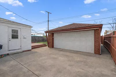 5845 Plainfield Street, Dearborn Heights, MI 48127 - Photo 32