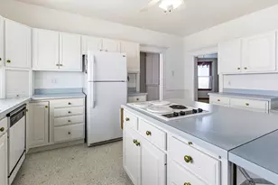 619 Lake St, Saint Joseph, MI 49085 - Photo 6