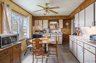 10116 Lakeshore Dr, Chippewa Lake, MI 49320 - Photo 10