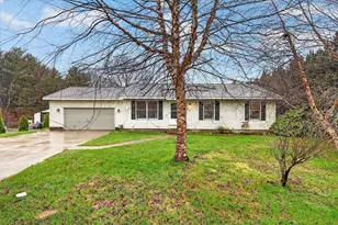 18177 Yuma Ct, Spring Lake, MI 49456 - Photo 4