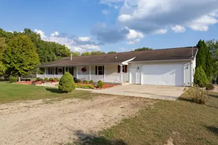 25595 Co Rd 388, Gobles, MI 49055 - Photo 4