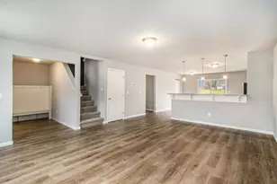 1037 Vertex Cir, Kalamazoo, MI 49009 - Photo 2