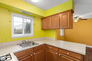 3045 Elstead St, Auburn Hills, MI 48326 - Photo 8