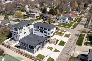 49 Howard Ave, Grand Haven, MI 49417 - Photo 18