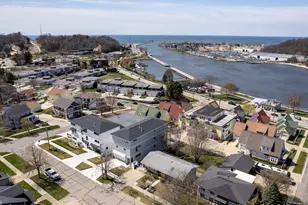 49 Howard Ave, Grand Haven, MI 49417 - Photo 10