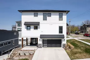 49 Howard Ave, Grand Haven, MI 49417 - Photo 2