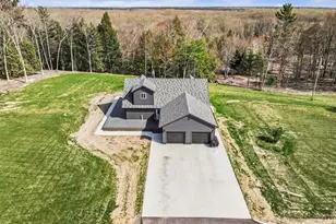 3233 Becker Rd, Muskegon, MI 49445 - Photo 40