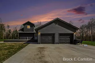 3233 Becker Rd, Muskegon, MI 49445 - Photo 2