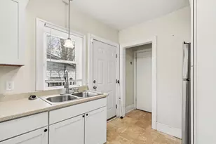 711 Cobb Ave, Kalamazoo, MI 49007 - Photo 8