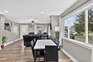 105 Summer St, Battle Creek, MI 49015 - Photo 12