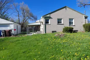 1936 Meadow Ln, Inkster, MI 48141 - Photo 18