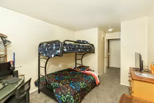 24684 Cashmere Ct, Southfield, MI 48033 - Photo 18