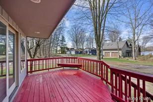 7724 W Lake Dr, Stanwood, MI 49346 - Photo 24