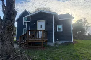 11846 S Mason Dr, Grant, MI 49327 - Photo 2