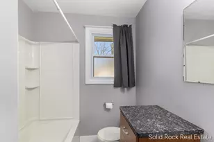 5817 Country View Dr, Allendale, MI 49401 - Photo 10