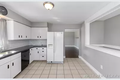 5817 Country View Drive, Allendale, MI 49401 - Photo 6