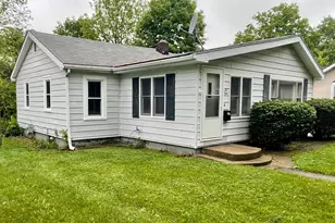 612 N Prospect St, Sturgis, MI 49091 - Photo 2