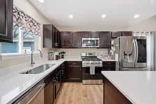 5178 Stone River Rd, Jackson, MI 49201 - Photo 4