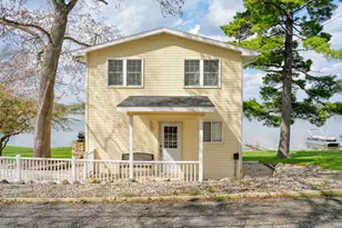 425 Oakwood Ave, Clark Lake, MI 49234 - Photo 68