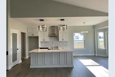 5033 Wilshire Drive #68, Dundee, MI 48131 - Photo 2