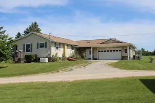 2812 Shoreline Dr, Lupton, MI 48635 - Photo 8
