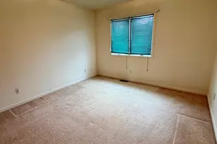 27420 Milton Ave, Warren, MI 48092 - Photo 18