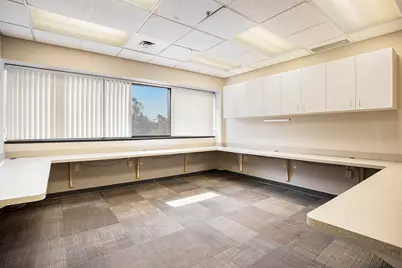 2845 Capital Avenue SW #201, Battle Creek, MI 49015 - Photo 16