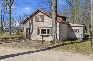 15359 N Clear Lake Dr, Big Rapids, MI 49307 - Photo 26