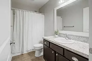202 E Thorn Hill Ct, Hastings, MI 49058 - Photo 26