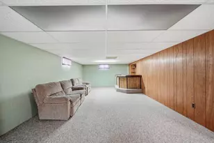 325 Seminole Pl, Jackson, MI 49202 - Photo 24