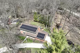 2854 Parkridge Dr, Ann Arbor, MI 48103 - Photo 2