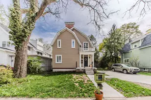 1324 Wells St, Ann Arbor, MI 48104 - Photo 2