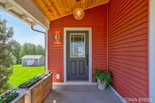14298 Georgian Bay Dr, Holland, MI 49424 - Photo 4