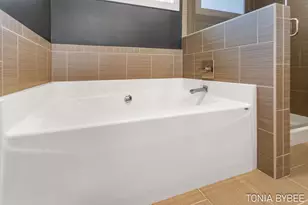 14298 Georgian Bay Dr, Holland, MI 49424 - Photo 56