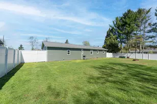 9514 Huntington Rd, Battle Creek, MI 49017 - Photo 18