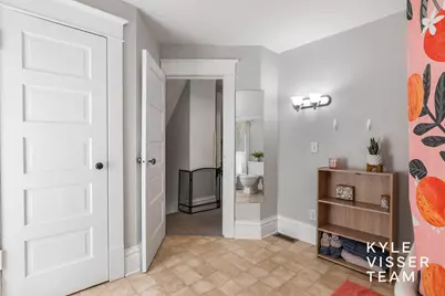 622 Gladstone Drive SE, East Grand Rapids, MI 49506 - Photo 22
