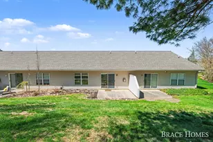 3369 Clear Vista Ct NE, Grand Rapids, MI 49525 - Photo 24