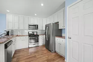 5300 Beardsley Ct, Kalamazoo, MI 49004 - Photo 16