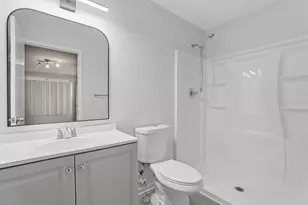 42122 Richmond Dr, Belleville, MI 48111 - Photo 20