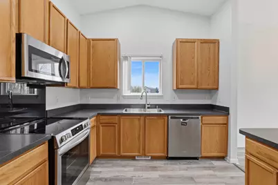 42122 Richmond Drive, Belleville, MI 48111 - Photo 16