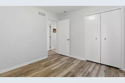 42122 Richmond Drive, Belleville, MI 48111 - Photo 24